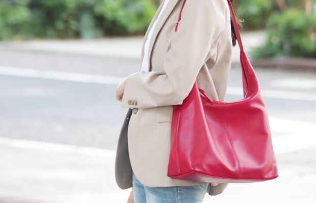週末のお出かけにぴったり!カジュアルにも映える本革バッグ特集